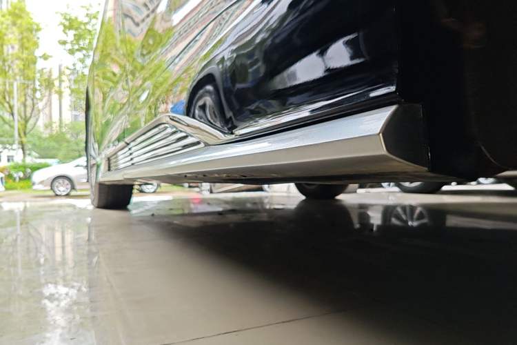 Used GAC Trumpchi M8 2021 Master Series 390T Ultimate Edition Left Side Sill