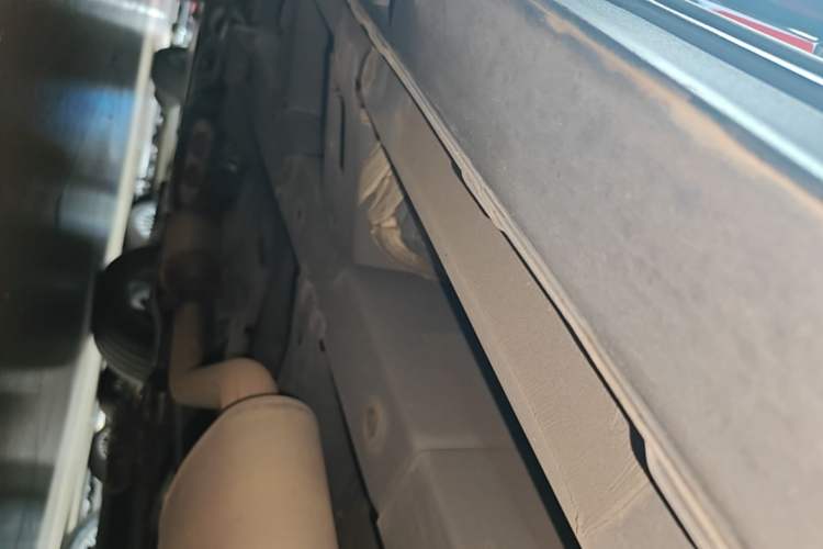 Used GAC Trumpchi M8 2021 Master Series 390T Four-Seat Deluxe Edition Left Side Sill