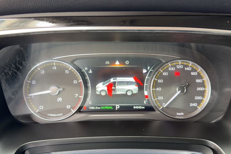 Used GAC Trumpchi M8 2021 Lingxiu Series 390T Deluxe Edition Odometer Close Up