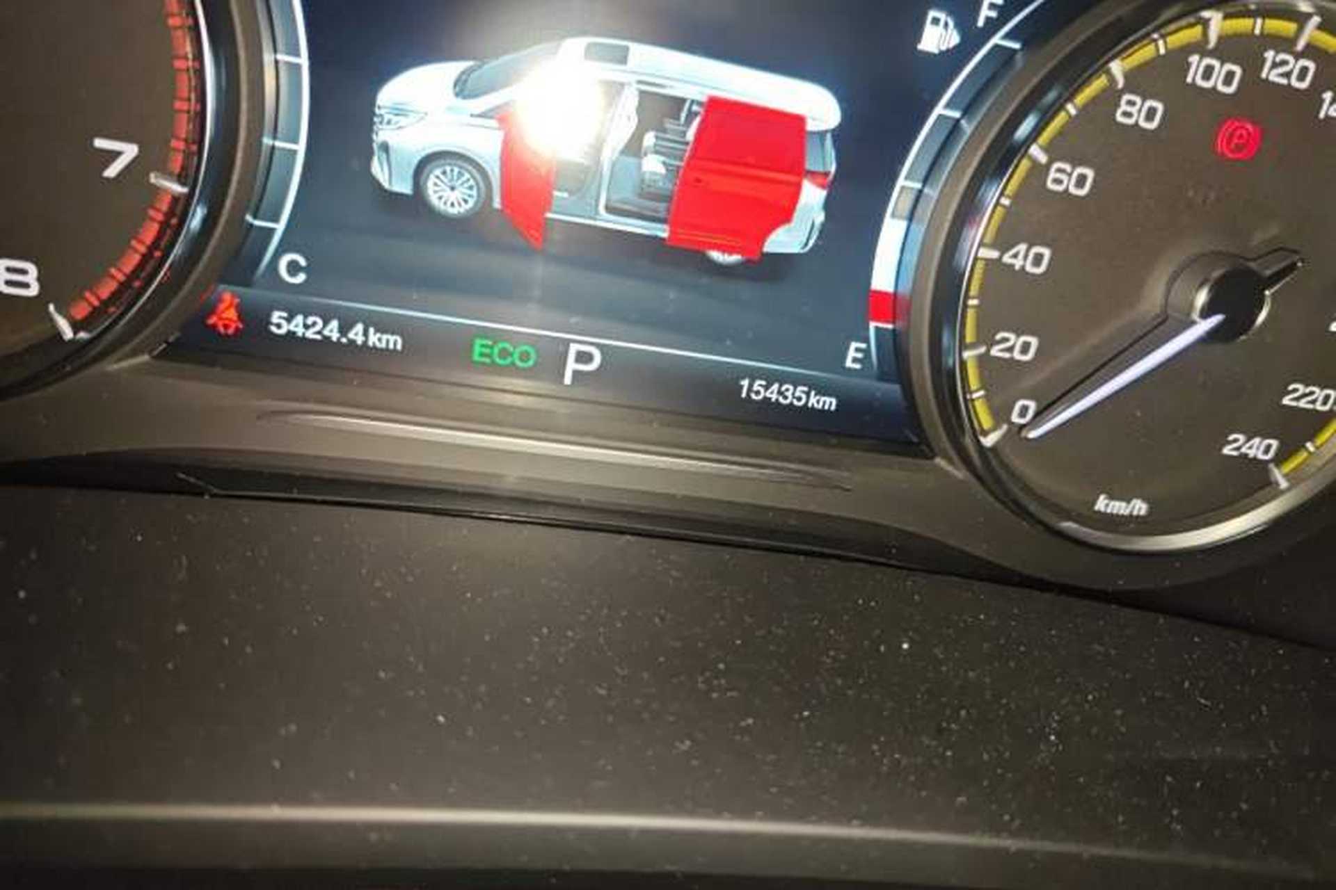 Used GAC Trumpchi M8 2021 Revised Version Lingxiu Series 390T Luxury Edition Odometer Close Up