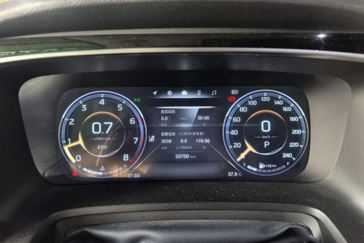 Used GAC Trumpchi M8 2021 Master Series 390T Four-Seat Deluxe Edition Odometer Close Up