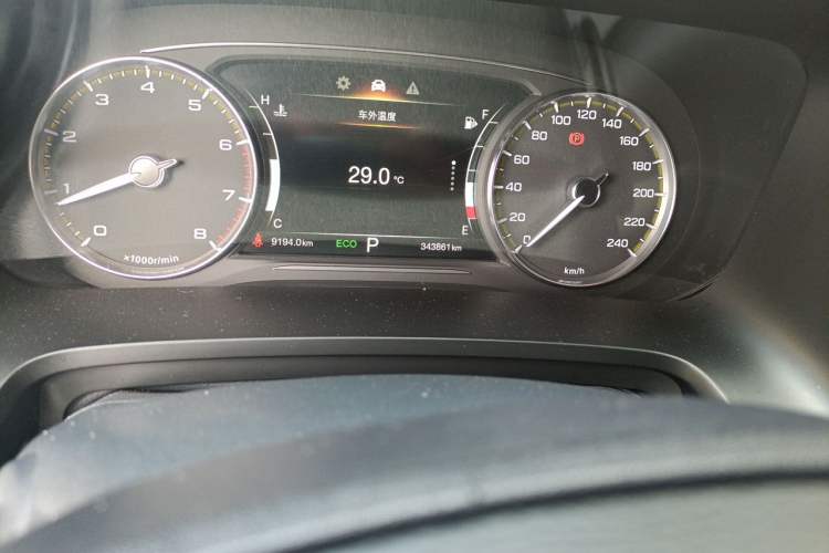 Used GAC Trumpchi M8 2021 Lingxiu Series 390T Deluxe Edition Odometer Close Up