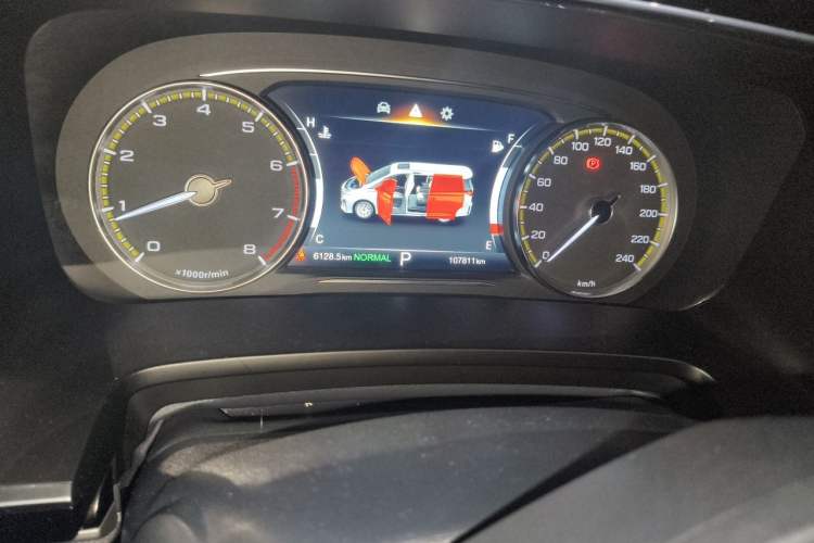 Used GAC Trumpchi M8 2021 Lingxiu Series 390T Deluxe Edition Odometer Close Up