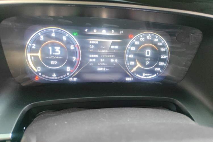 Used GAC Trumpchi M8 2021 Lingxiu Series 390T Deluxe Edition Odometer Close Up