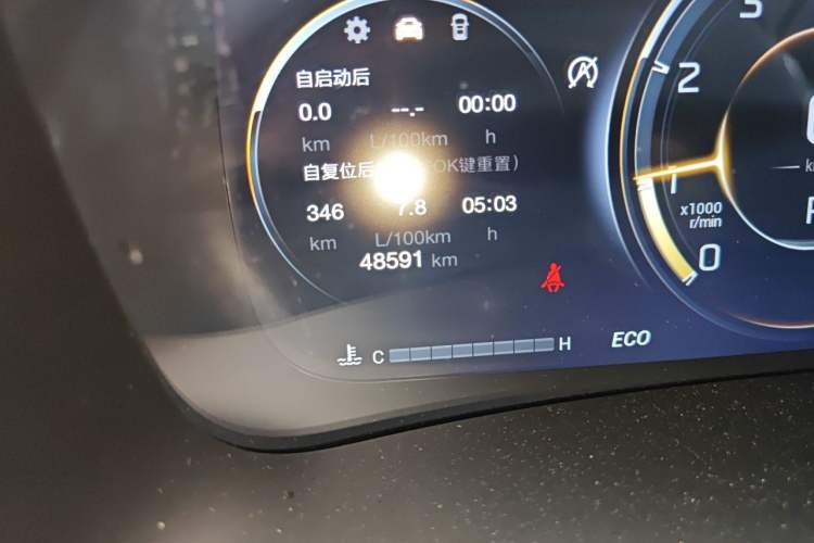 Used GAC Trumpchi M8 2021 Master Series 390T Prestige Edition Odometer Close Up