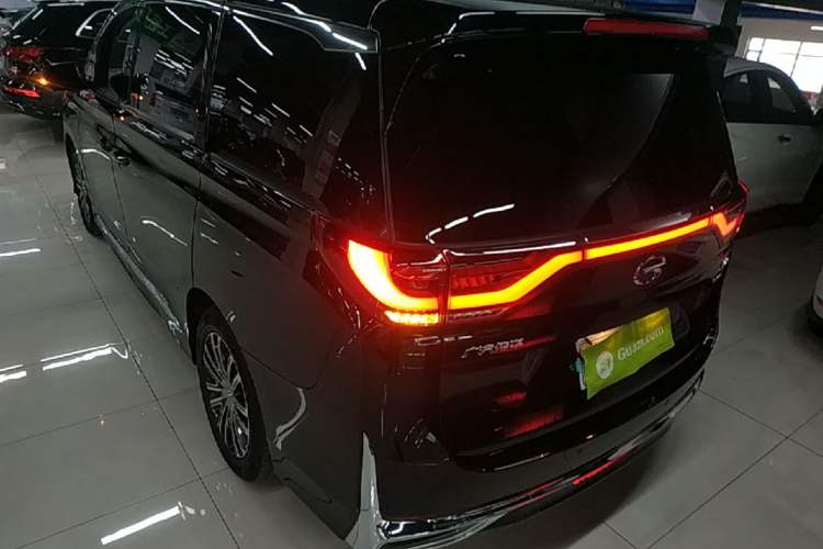 Used GAC Trumpchi M8 2021 Lingxiu Series 390T Ultimate Edition Rear Left 45 Deg