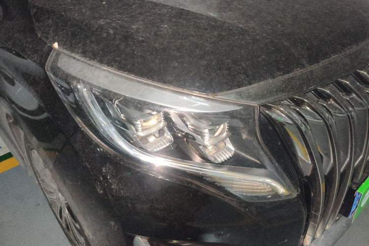 Used GAC Trumpchi M8 2021 Master Series 390T Ultimate Edition Right Front Headlight