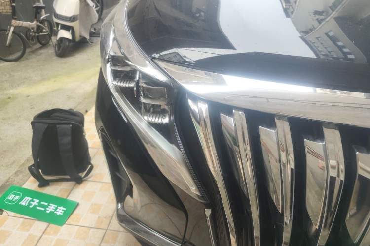 Used GAC Trumpchi M8 2021 Revised Version Lingxiu Series 390T Luxury Edition Right Front Headlight