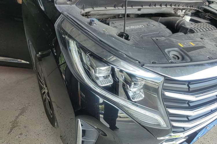 Used GAC Trumpchi M8 2021 Lingxiu Series 390T Ultimate Edition Right Front Headlight