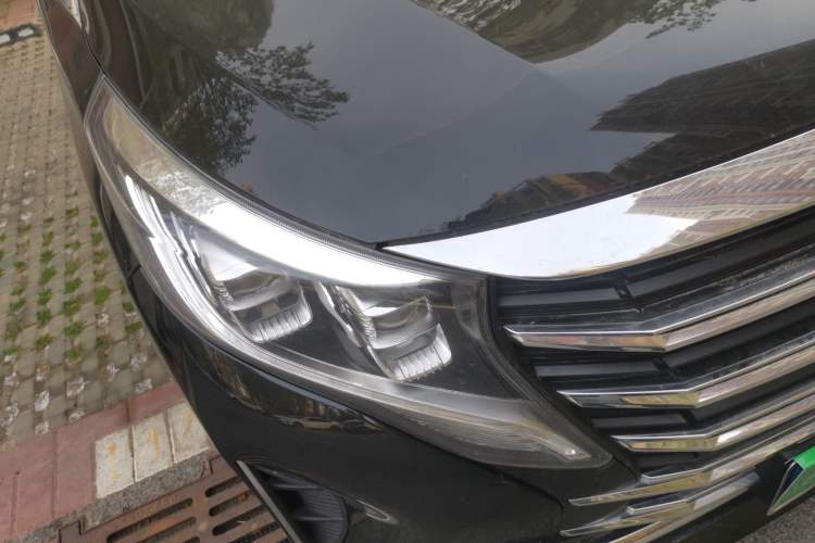 Used GAC Trumpchi M8 2021 Lingxiu Series 390T Deluxe Edition Right Front Headlight