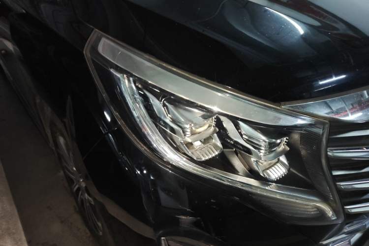 Used GAC Trumpchi M8 2021 Lingxiu Series 390T Deluxe Edition Right Front Headlight