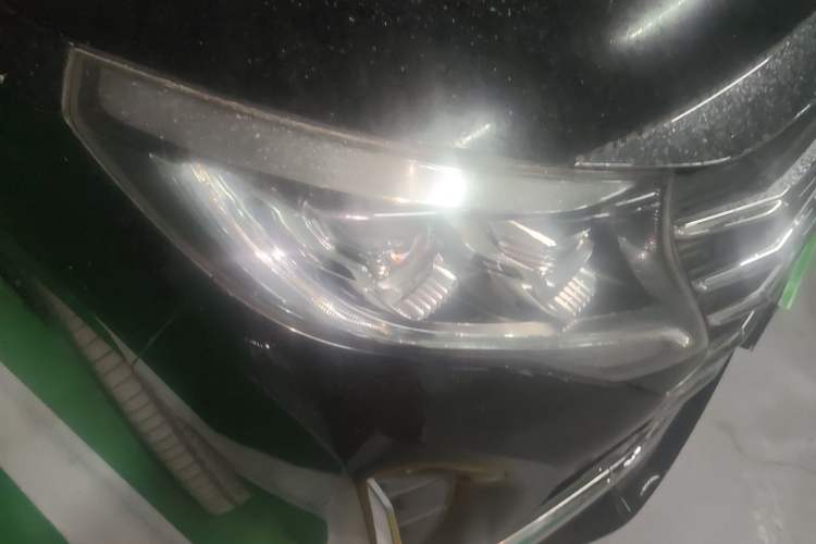 Used GAC Trumpchi M8 2021 Lingxiu Series 390T Deluxe Edition Right Front Headlight
