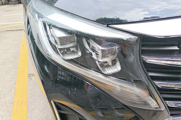 Used GAC Trumpchi M8 2021 Lingxiu Series 390T Ultimate Edition Right Front Headlight