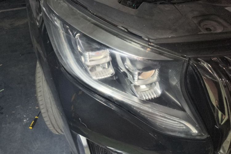 Used GAC Trumpchi M8 2021 Lingxiu Series 390T Deluxe Edition Right Front Headlight