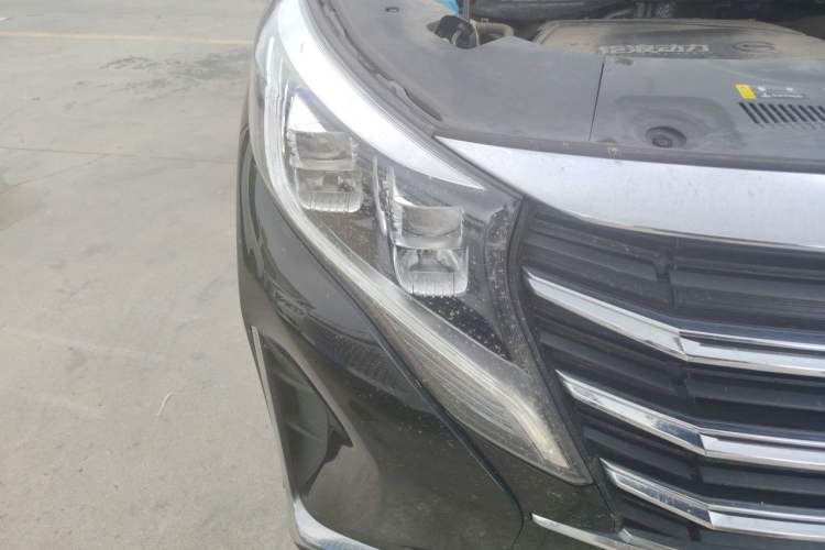 Used GAC Trumpchi M8 2021 Lingxiu Series 390T Luxury Edition Right Front Headlight