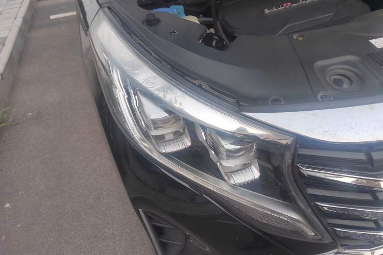 Used GAC Trumpchi M8 2021 Lingxiu Series 390T Deluxe Edition Right Front Headlight