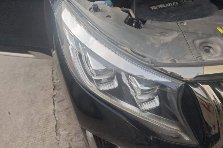 Used GAC Trumpchi M8 2021 Master Series 390T Ultimate Edition Right Front Headlight