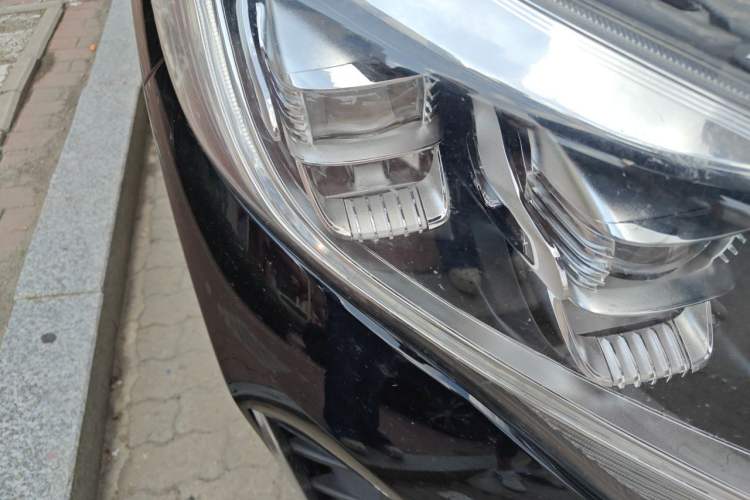 Used GAC Trumpchi M8 2021 Lingxiu Series 390T Deluxe Edition Right Front Headlight