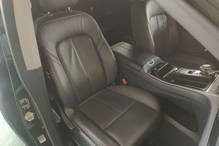 Used GAC Trumpchi M8 2021 Lingxiu Series 390T Deluxe Edition Right Front Seat