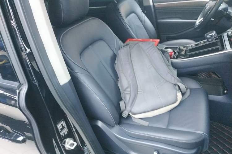 Used GAC Trumpchi M8 2021 Master Series 390T Ultimate Edition Right Front Seat