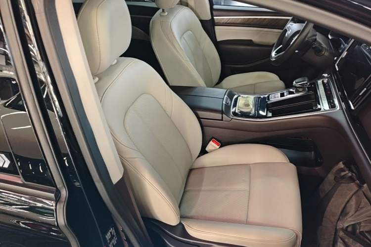 Used GAC Trumpchi M8 2021 Lingxiu Series 390T Deluxe Edition Right Front Seat
