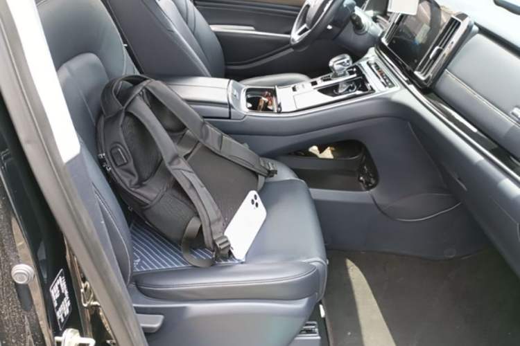Used GAC Trumpchi M8 2021 Lingxiu Series 390T Deluxe Edition Right Front Seat