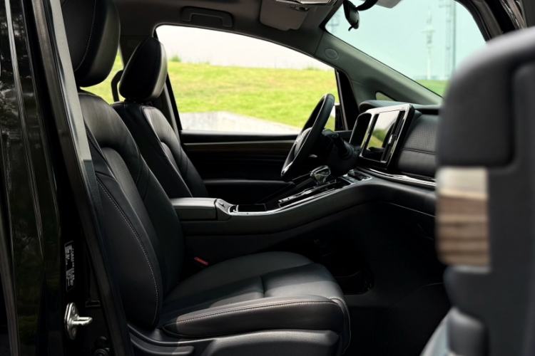 Used GAC Trumpchi M8 2021 Lingxiu Series 390T Deluxe Edition Right Front Seat