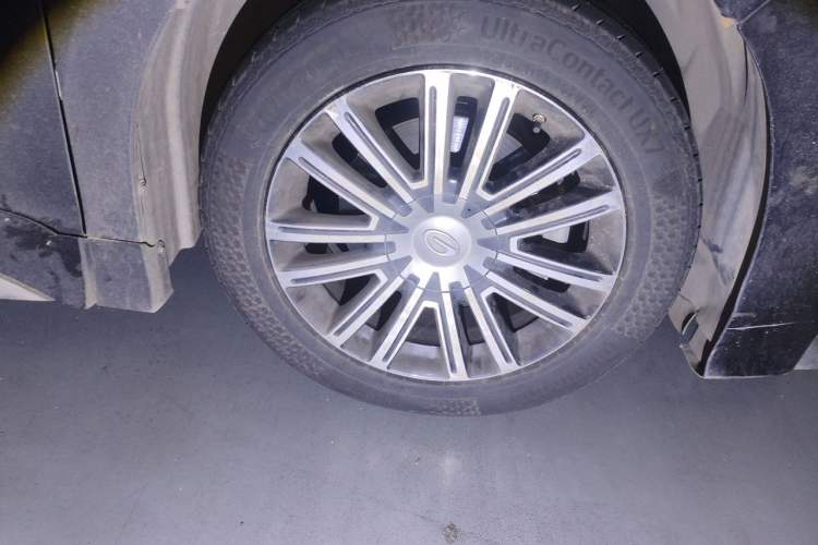 Used GAC Trumpchi M8 2021 Master Series 390T Ultimate Edition Right Front Wheel Hub