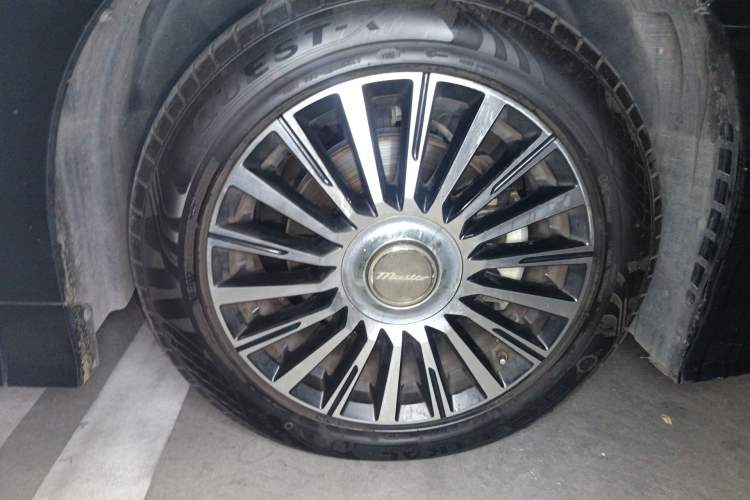 Used GAC Trumpchi M8 2021 Master Series 390T Four-Seat Glory Edition Right Front Wheel Hub