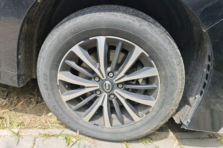 Used GAC Trumpchi M8 2021 Lingxiu Series 390T Deluxe Edition Right Front Wheel Hub
