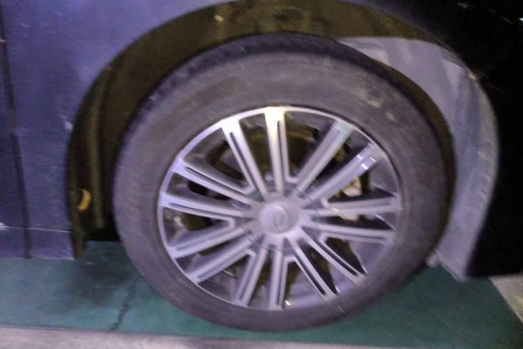 Used GAC Trumpchi M8 2021 Lingxiu Series 390T Deluxe Edition Right Front Wheel Hub