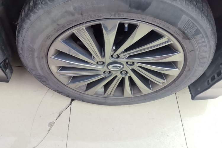 Used GAC Trumpchi M8 2021 Master Series 390T Ultimate Edition Right Front Wheel Hub