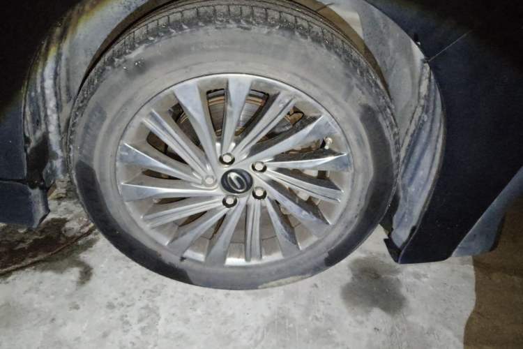 Used GAC Trumpchi M8 2021 Master Series 390T Ultimate Edition Right Front Wheel Hub