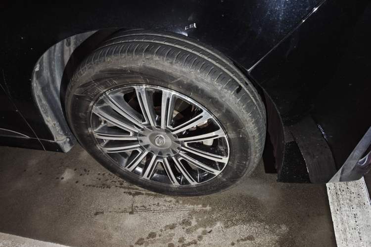 Used GAC Trumpchi M8 2021 Lingxiu Series 390T Deluxe Edition Right Front Wheel Hub