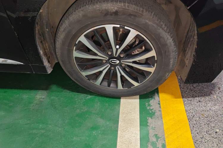 Used GAC Trumpchi M8 2021 Lingxiu Series 390T Deluxe Edition Right Front Wheel Hub