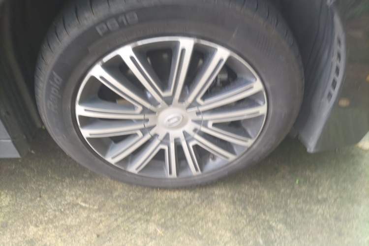 Used GAC Trumpchi M8 2021 Lingxiu Series 390T Deluxe Edition Right Front Wheel Hub