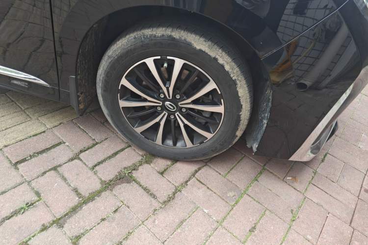 Used GAC Trumpchi M8 2021 Lingxiu Series 390T Deluxe Edition Right Front Wheel Hub
