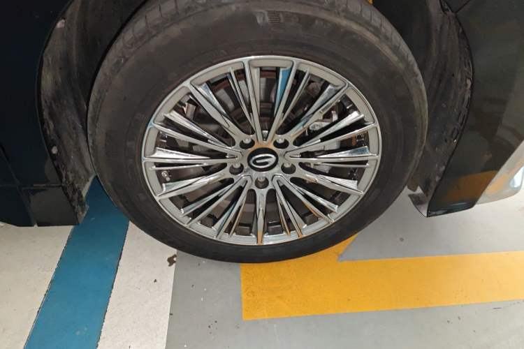 Used GAC Trumpchi M8 2021 Lingxiu Series 390T Deluxe Edition Right Front Wheel Hub
