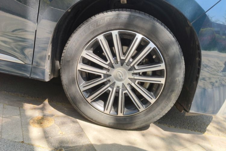 Used GAC Trumpchi M8 2021 Lingxiu Series 390T Deluxe Edition Right Front Wheel Hub