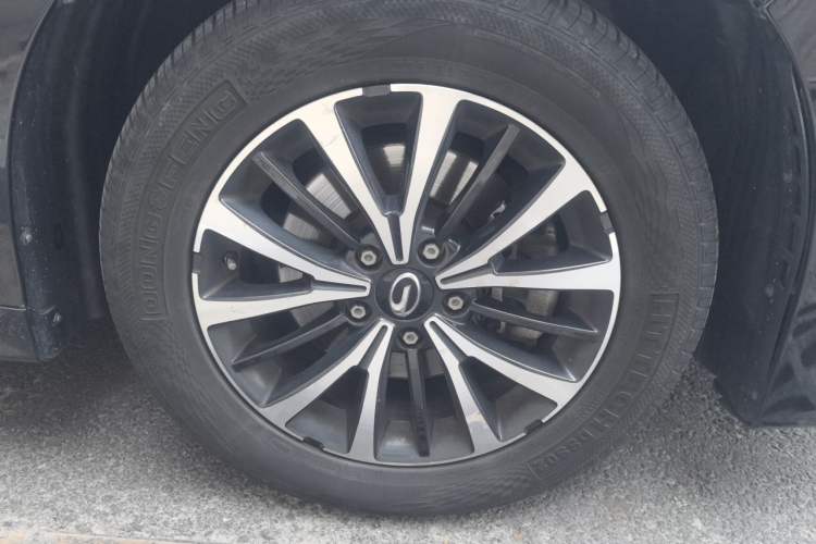 Used GAC Trumpchi M8 2021 Lingxiu Series 390T Deluxe Edition Right Front Wheel Hub