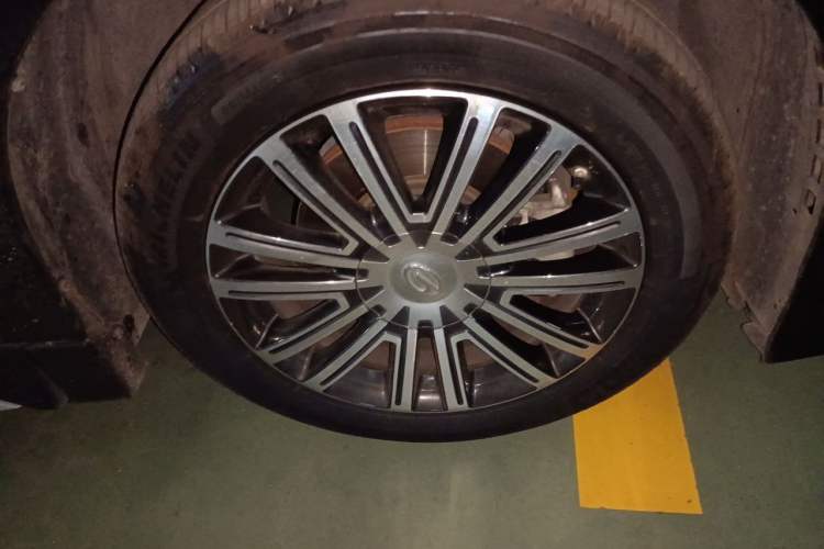 Used GAC Trumpchi M8 2021 Lingxiu Series 390T Ultimate Edition Right Front Wheel Hub
