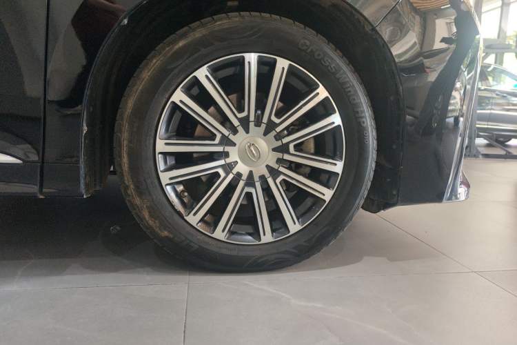 Used GAC Trumpchi M8 2021 Lingxiu Series 390T Ultimate Edition Right Front Wheel Hub