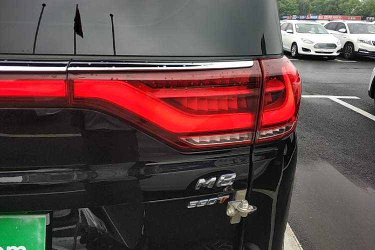Used GAC Trumpchi M8 2021 Lingxiu Series 390T Ultimate Edition Right Rear Taillight