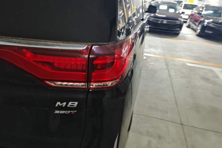 Used GAC Trumpchi M8 2021 Lingxiu Series 390T Ultimate Edition Right Rear Taillight