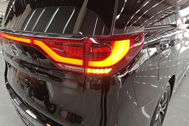 Used GAC Trumpchi M8 2021 Lingxiu Series 390T Deluxe Edition Right Rear Taillight