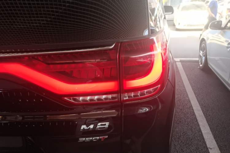Used GAC Trumpchi M8 2021 Revised Version Lingxiu Series 390T Luxury Edition Right Rear Taillight