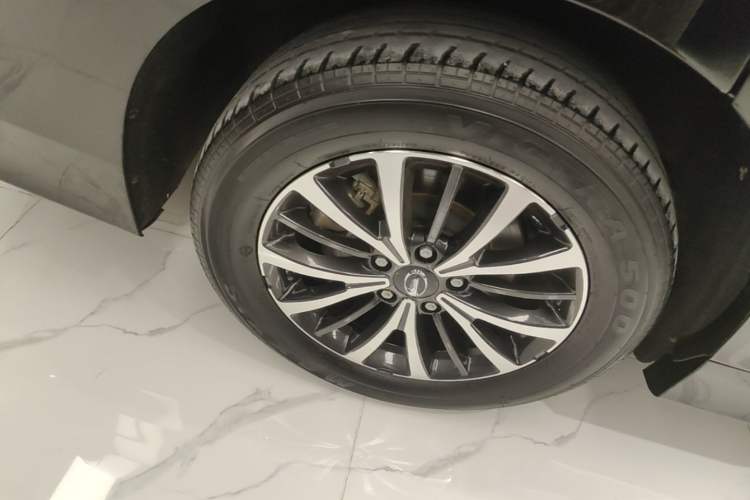 Used GAC Trumpchi M8 2021 Revised Version Lingxiu Series 390T Luxury Edition Right Rear Wheel Hub