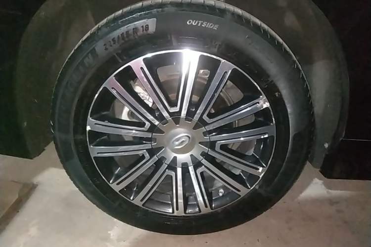 Used GAC Trumpchi M8 2021 Lingxiu Series 390T Deluxe Edition Right Rear Wheel Hub