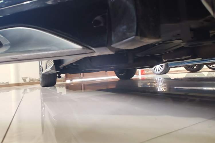 Used GAC Trumpchi M8 2021 Master Series 390T Ultimate Edition Right Side Sill