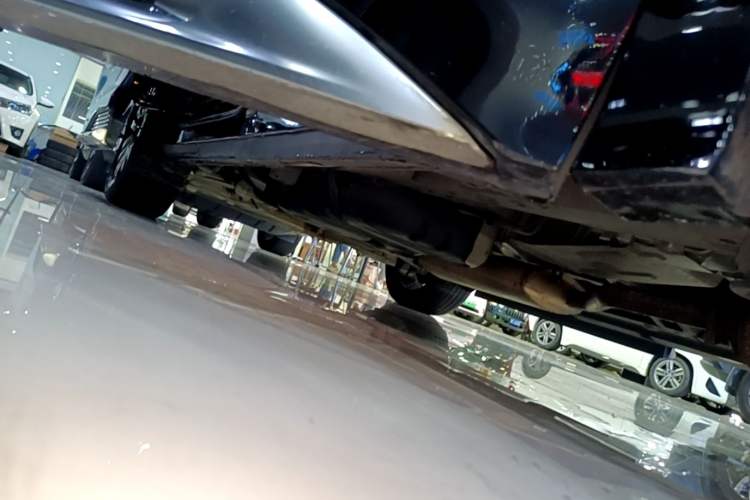 Used GAC Trumpchi M8 2021 Master Series 390T Prestige Edition Right Side Sill
